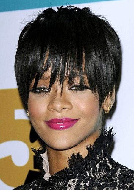 Rihanna Short Fringe Hairstyle Careforhair Co Uk