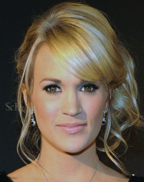 Carrie Underwood Long Blonde Hair In Romantic Curly Awards Updo