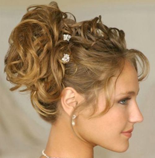 Golden Blonde Wavy Hair In Classic Prom Updo With Flowers