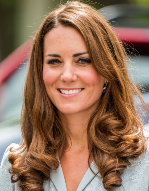 Kate Middleton Long Brown Straight Hair With Curled Ends