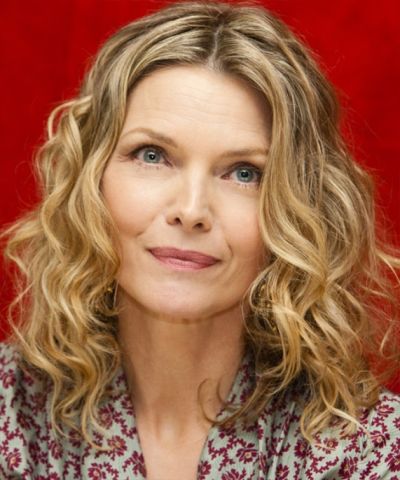 Michelle Pfeiffer Medium Length Curly Blonde Hair In Mature